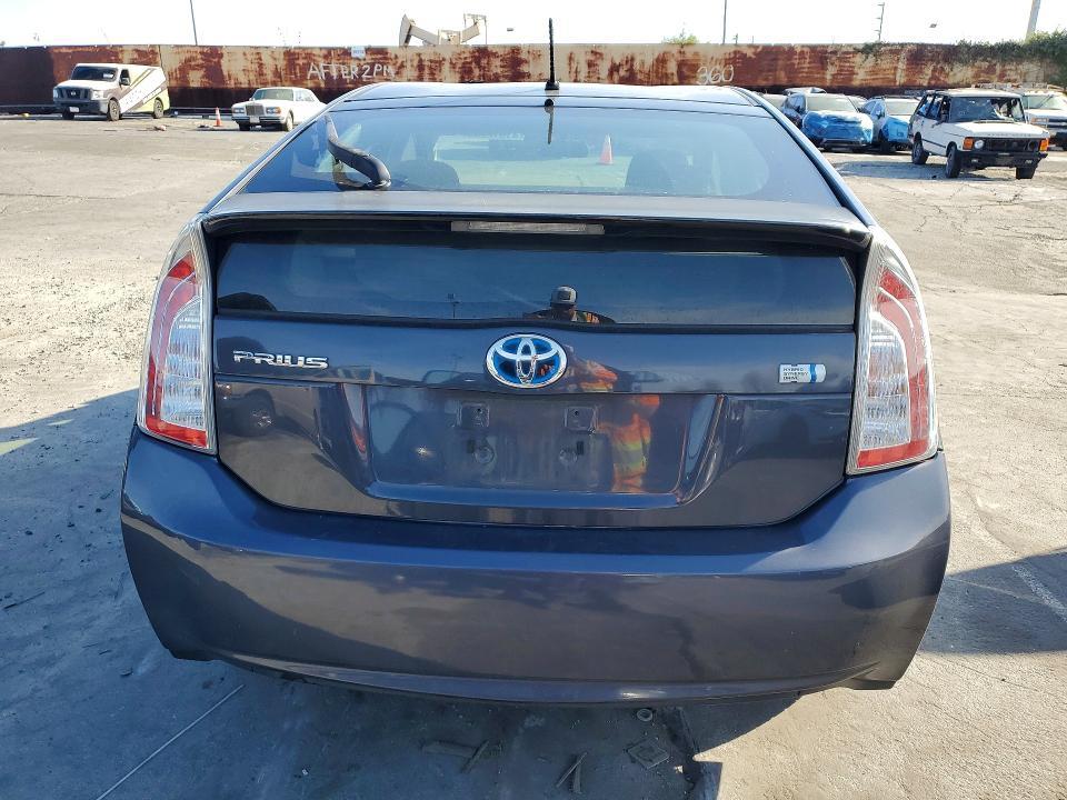 2014 Toyota Prius two