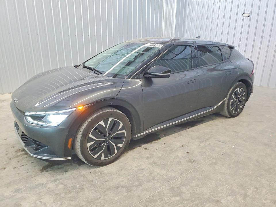 2023 KIA EV6 Wind