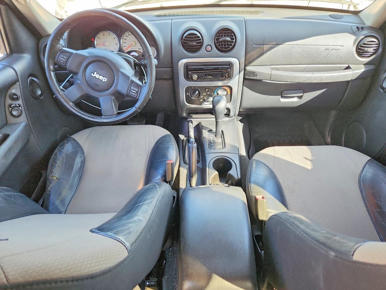 2004 Jeep Liberty Sport