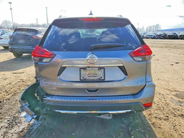 2020 Nissan Rogue sv