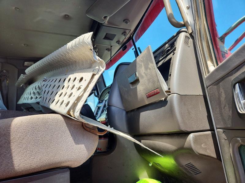 2008 Kenworth Construction T800