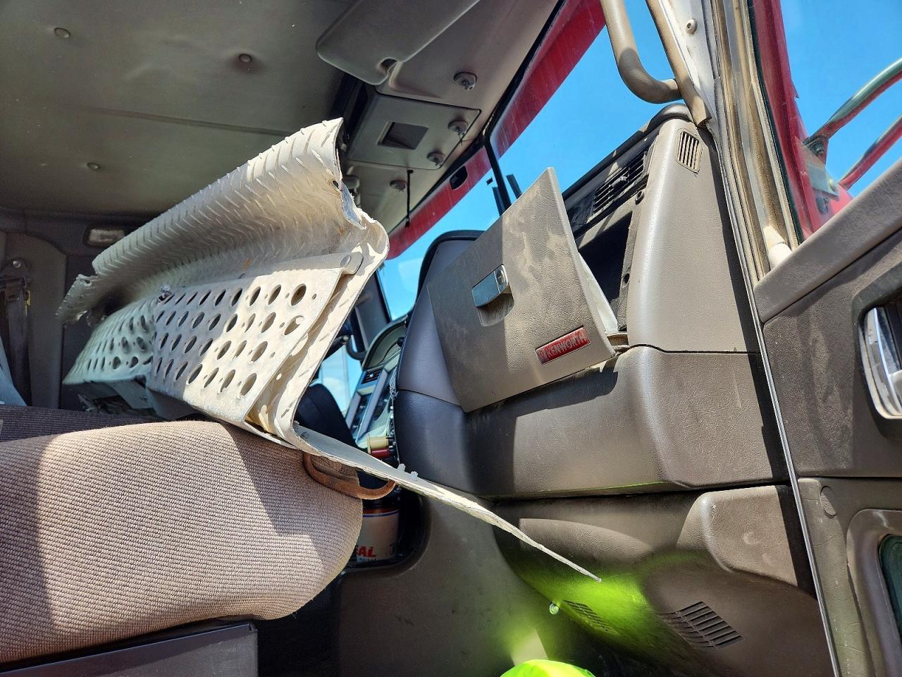 2008 Kenworth Construction T800