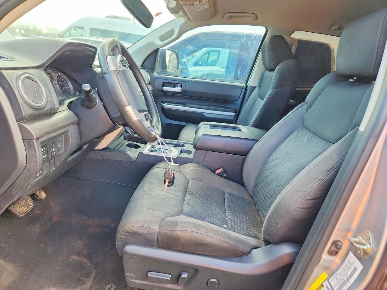 2014 Toyota Tundra SR5 5.7L V8 Double Cab