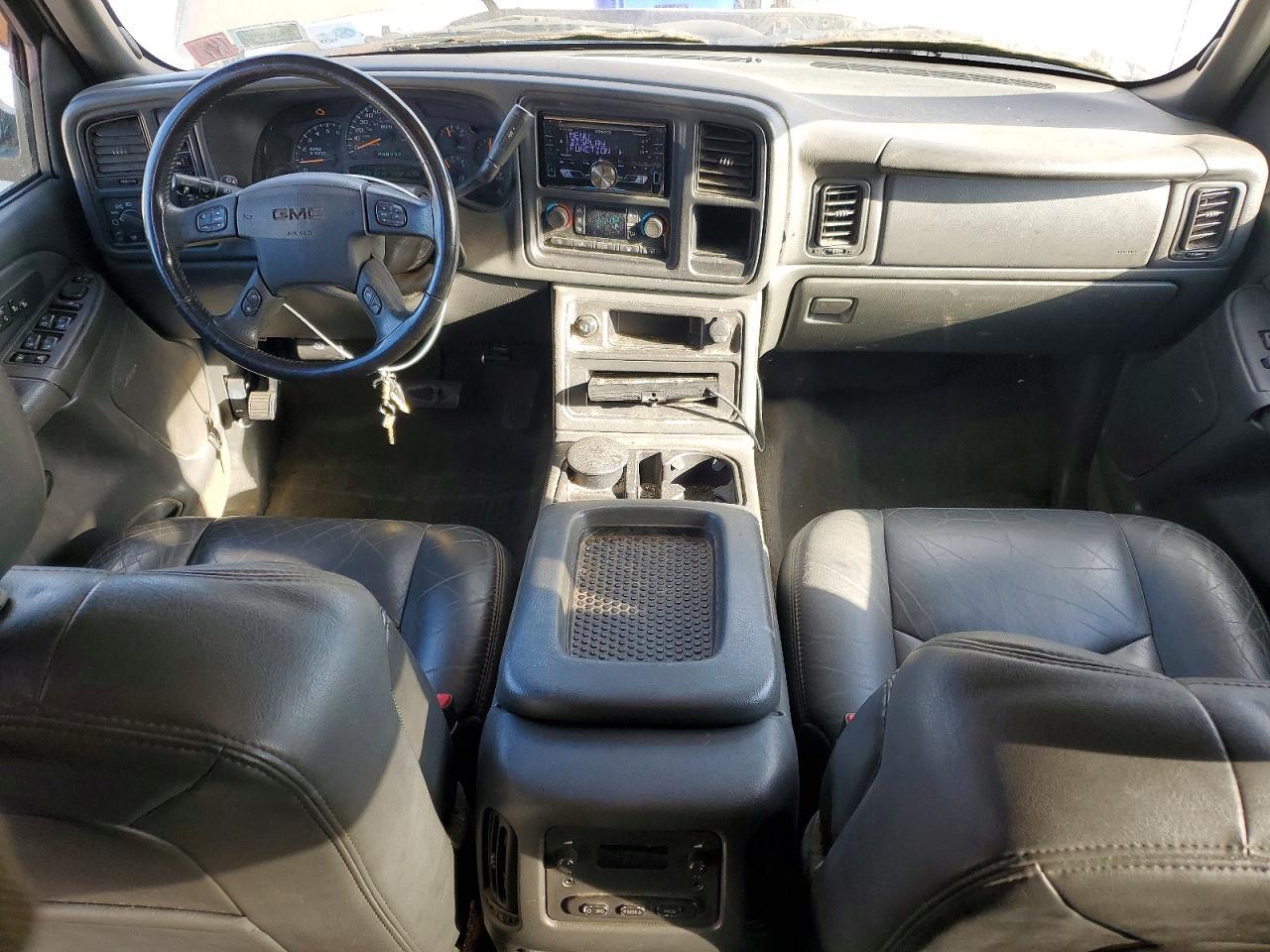 2004 GMC Sierra K2500 Heavy Duty