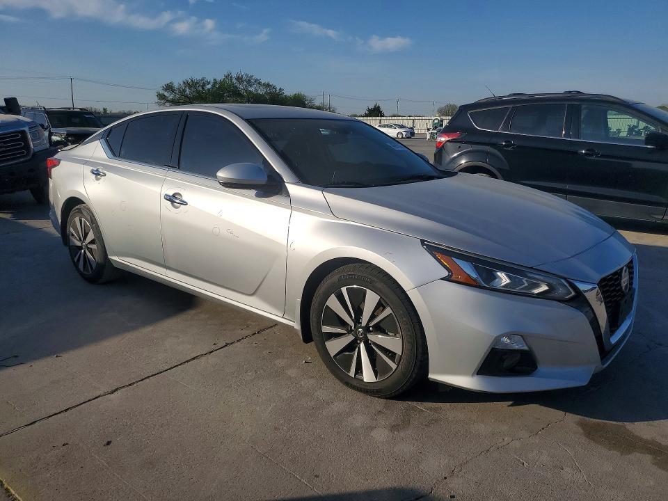 2021 Nissan Altima 2.5 sl