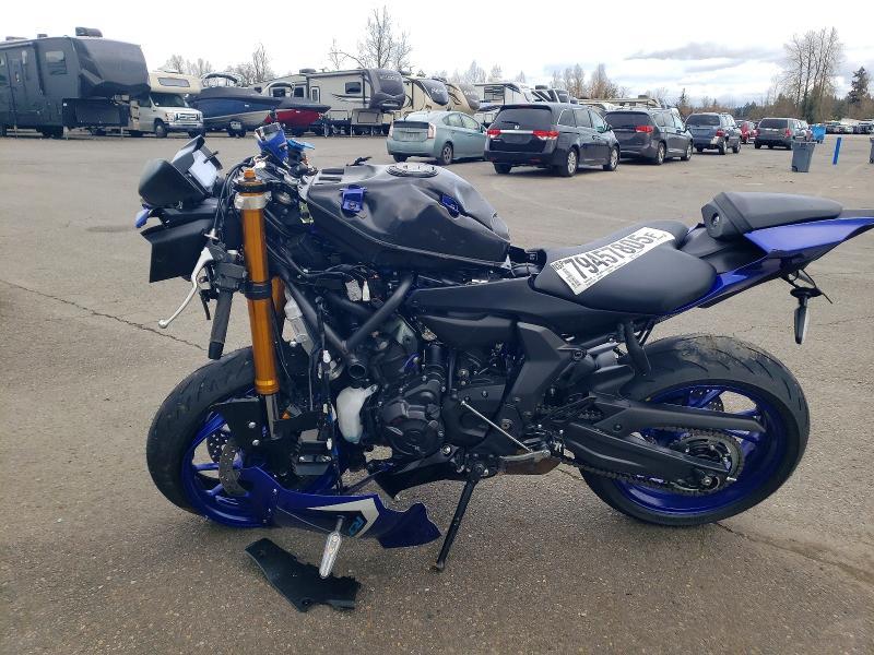 2025 Yamaha YZFR7