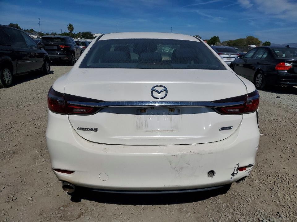 2018 Mazda 6 Sport