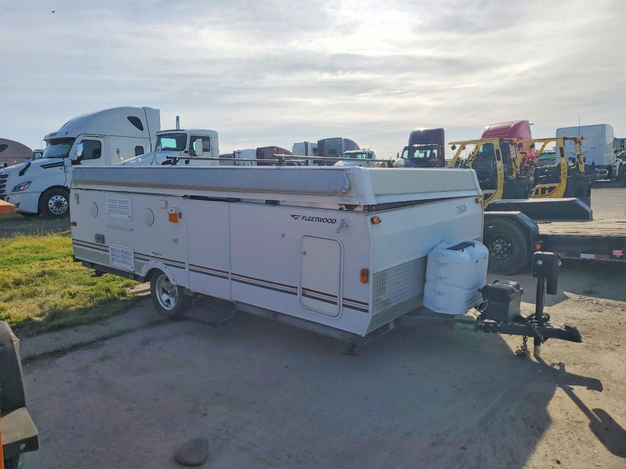 2007 Fleetwod Recreational Vehicle (RV)