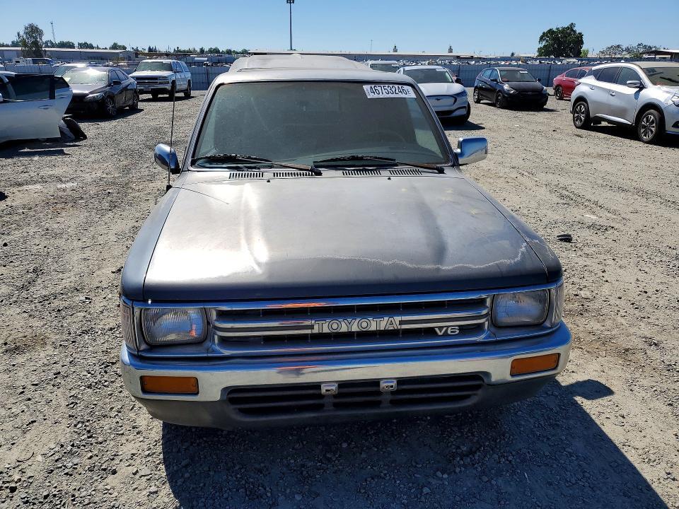1990 Toyota Pickup SR5