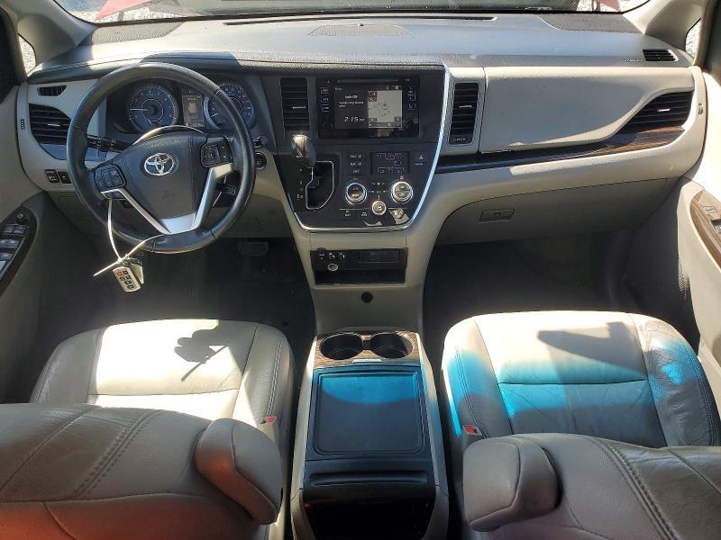 2016 Toyota Sienna