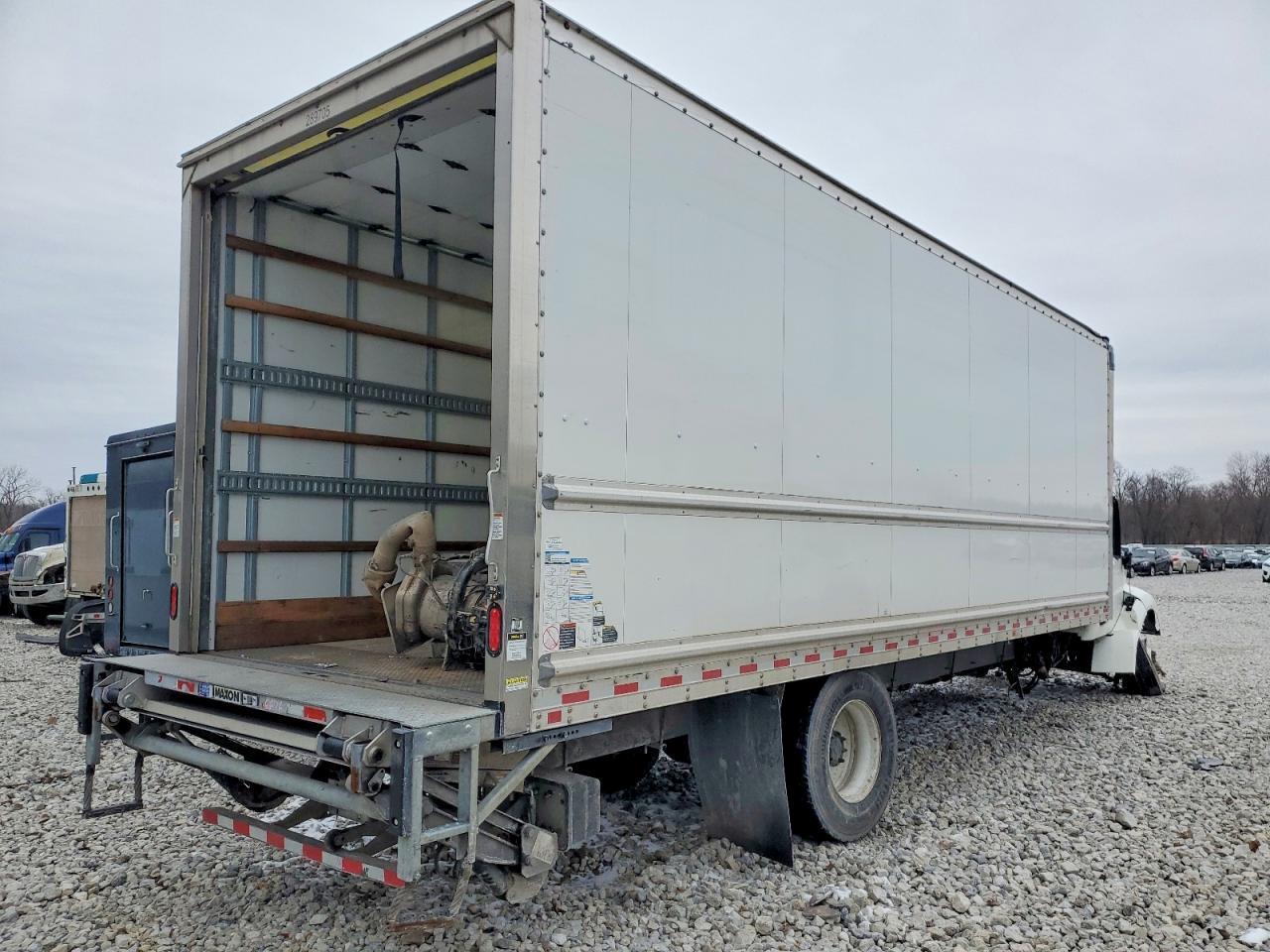 2024 Peterbilt 536 BOX Truck