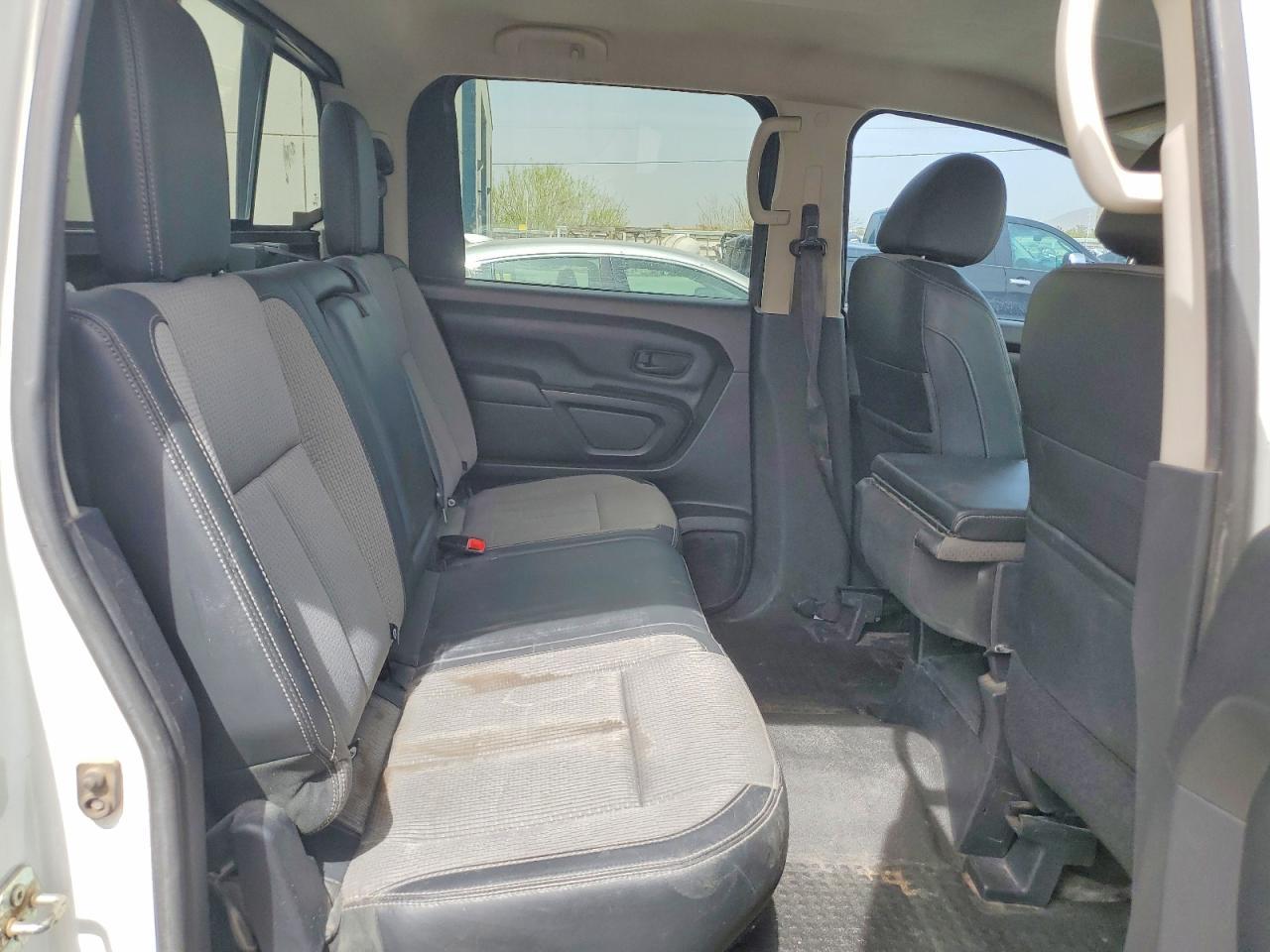 2017 Nissan Titan XD S