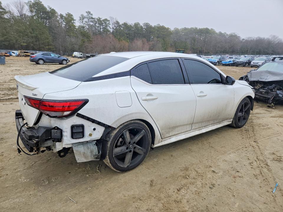 2022 Nissan Sentra sr