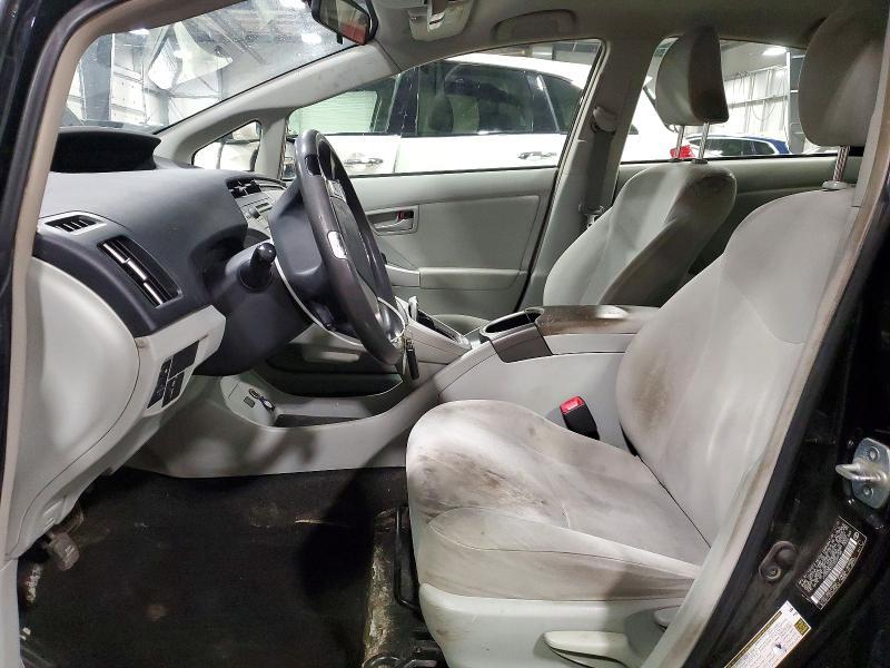 2013 Toyota Prius two