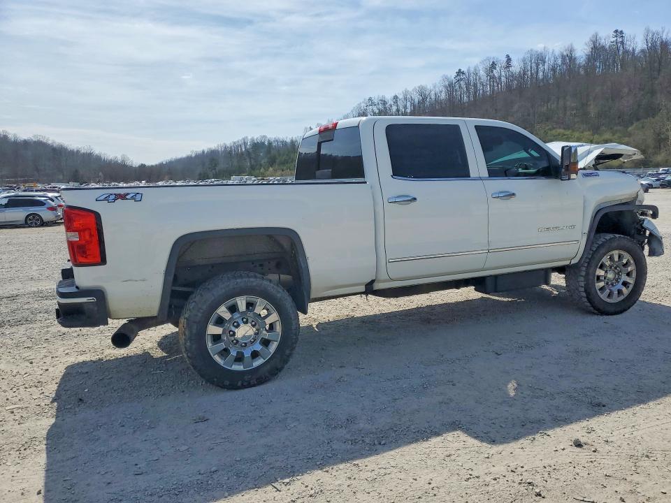 2016 GMC Sierra K2500 Denali