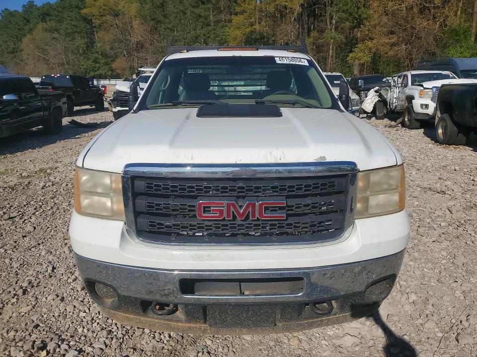 2012 GMC Sierra Flatbed Truck
