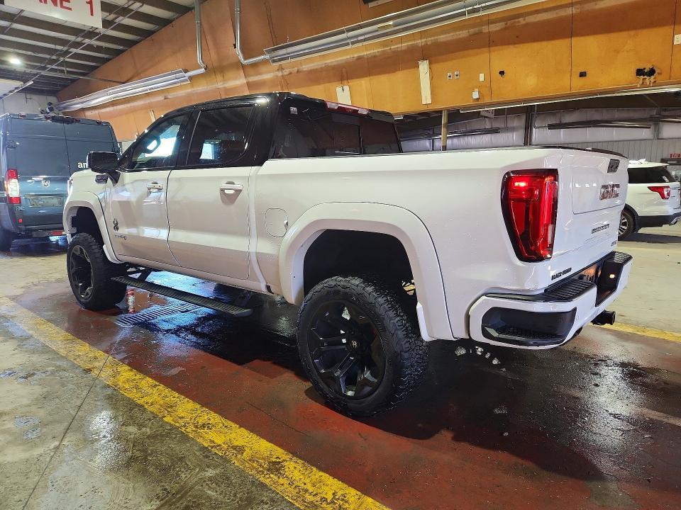 2024 GMC Sierra K1500 AT4