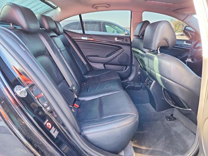 2014 KIA Cadenza Premium