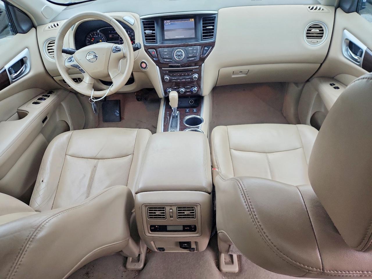 2013 Nissan Pathfinder s