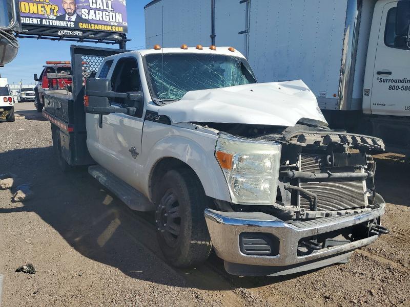 2015 Ford F350 Super Duty Flatbed Truck