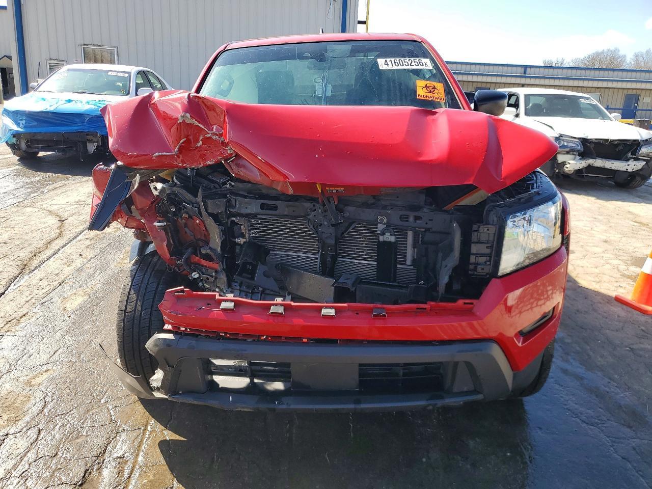 2022 Nissan Frontier S