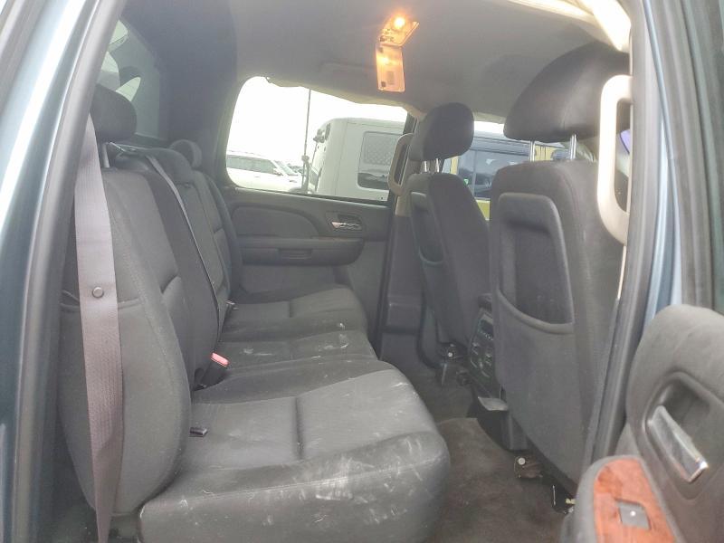 2011 Chevrolet Avalanche LS