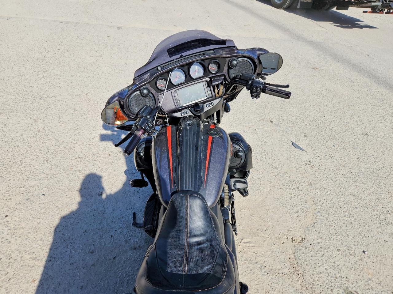 2018 Harley-Davidson Flhxse CVO Street Glide