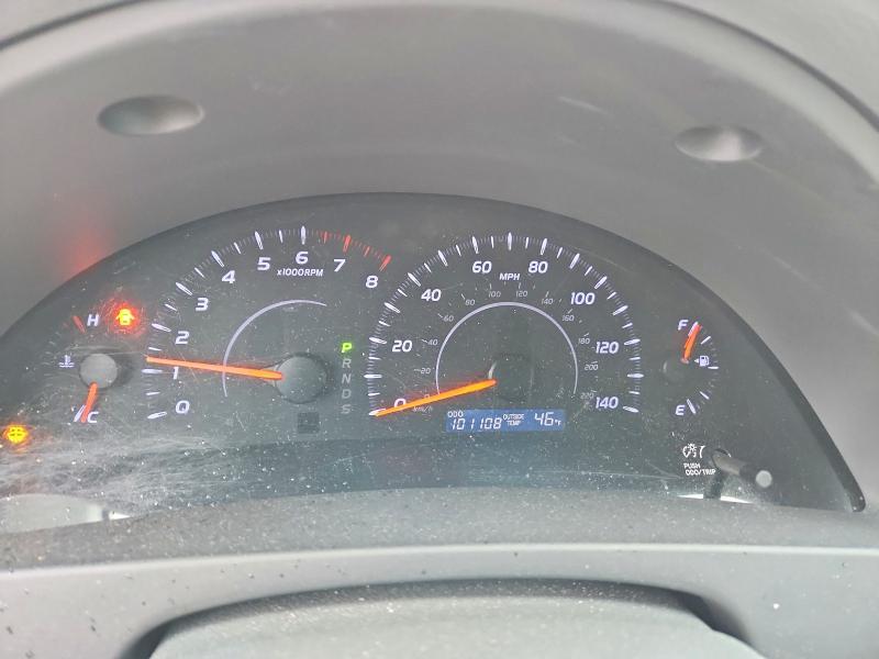 2010 Toyota Camry le