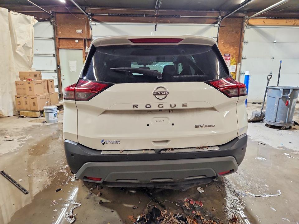 2022 Nissan Rogue sv