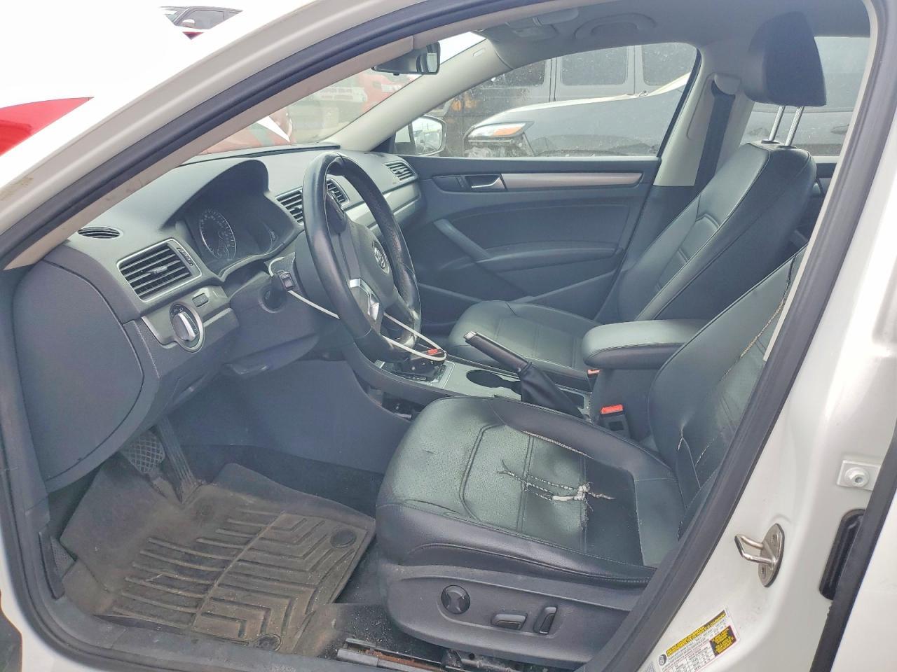 2015 Volkswagen Passat s