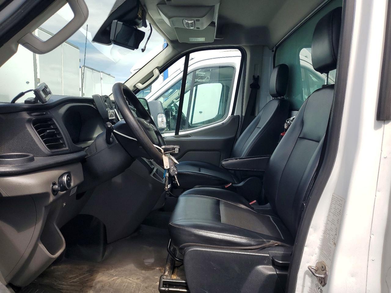 2020 Ford Transit Delivery Truck