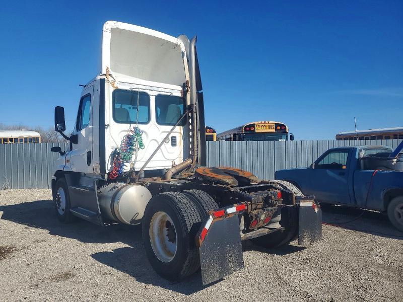 2016 Freightliner Cascadia 125 Semi Truck