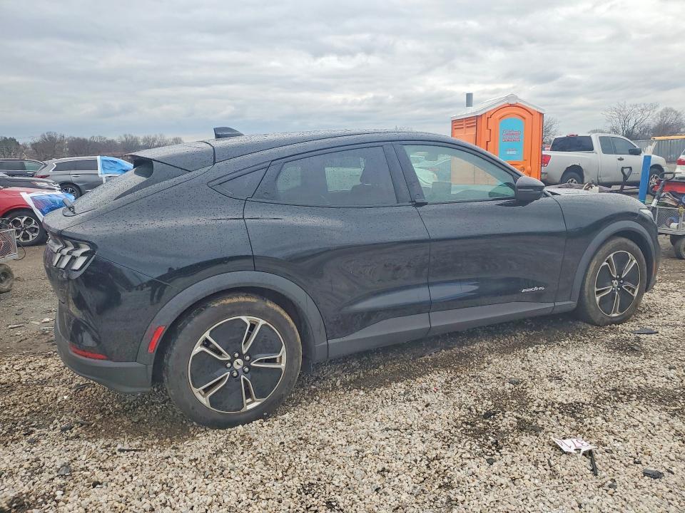 2021 Ford Mustang Mach-e Select
