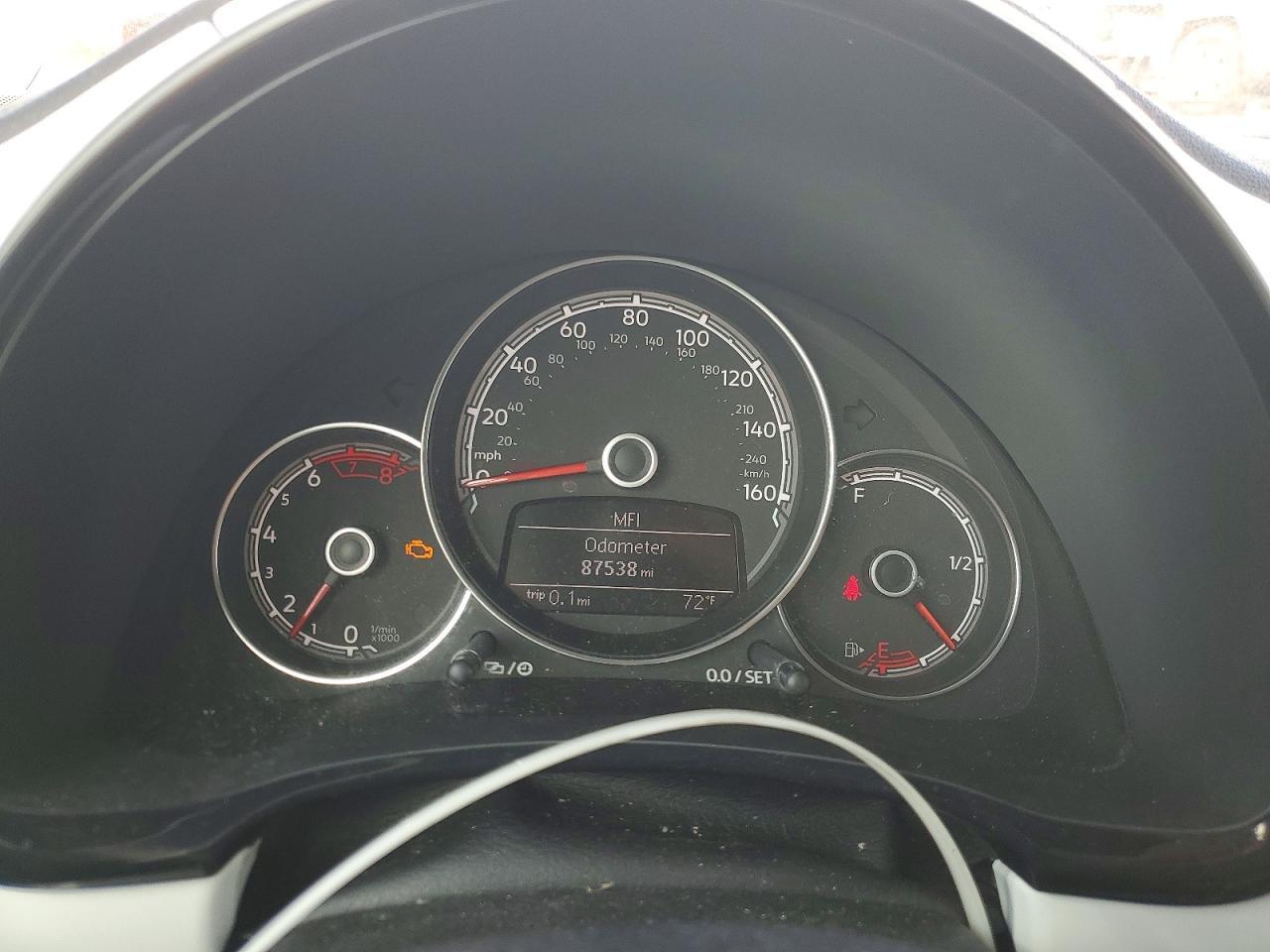 2017 Volkswagen Beetle s