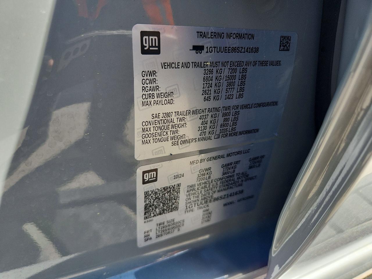 2025 GMC Sierra K1500 AT4