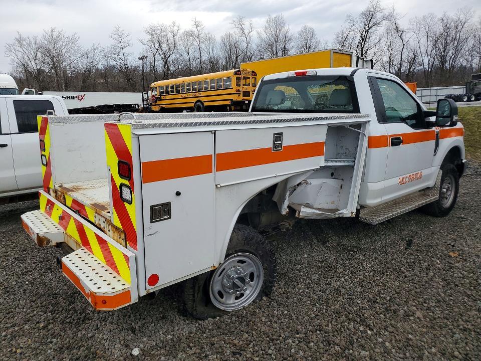 2017 Ford F250 Super Duty Utility / Service Truck