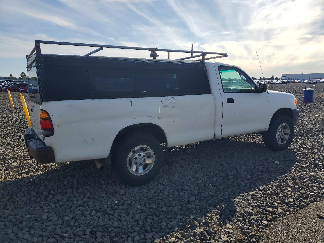 2001 Toyota Tundra Base