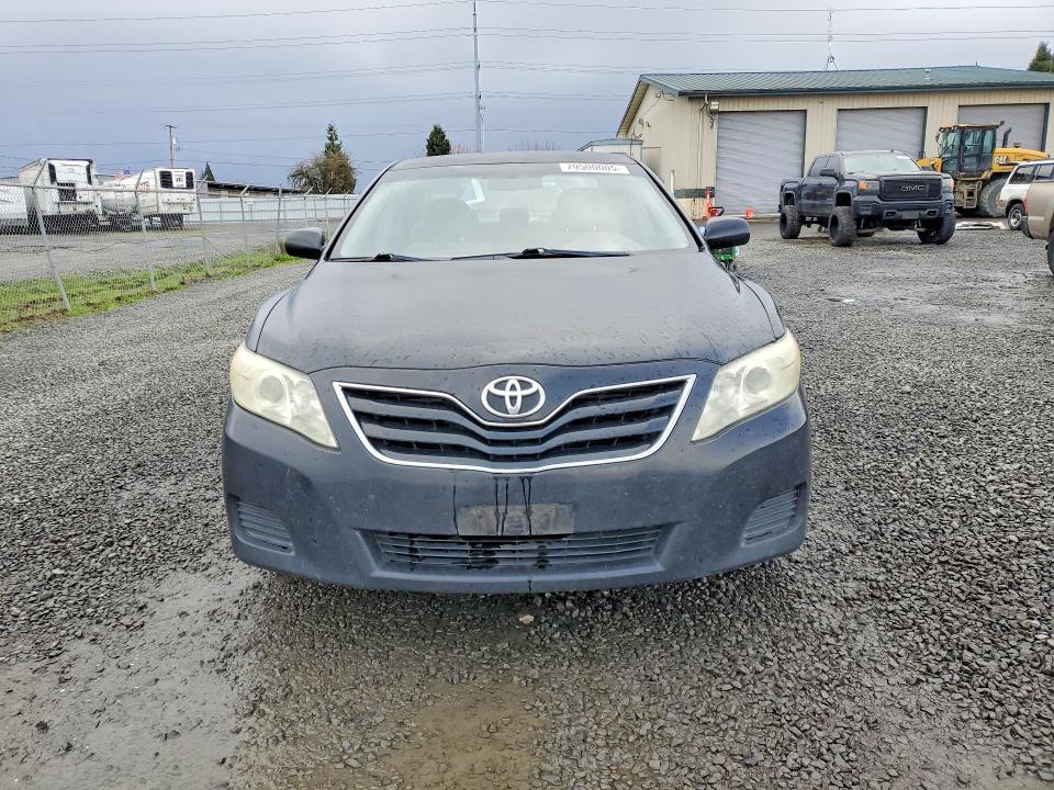 2010 Toyt Camry