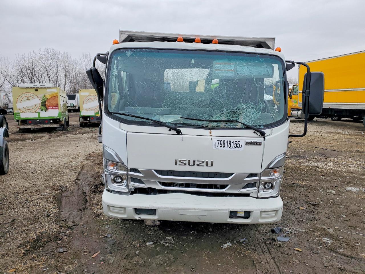 2023 Isuzu NRR Refrigerated BOX Truck