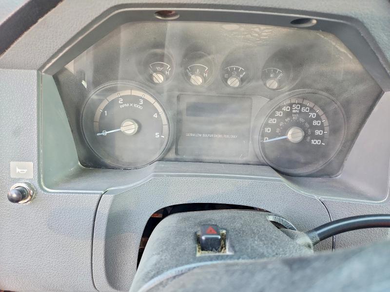 2015 Ford F650 Super Duty BOX Truck