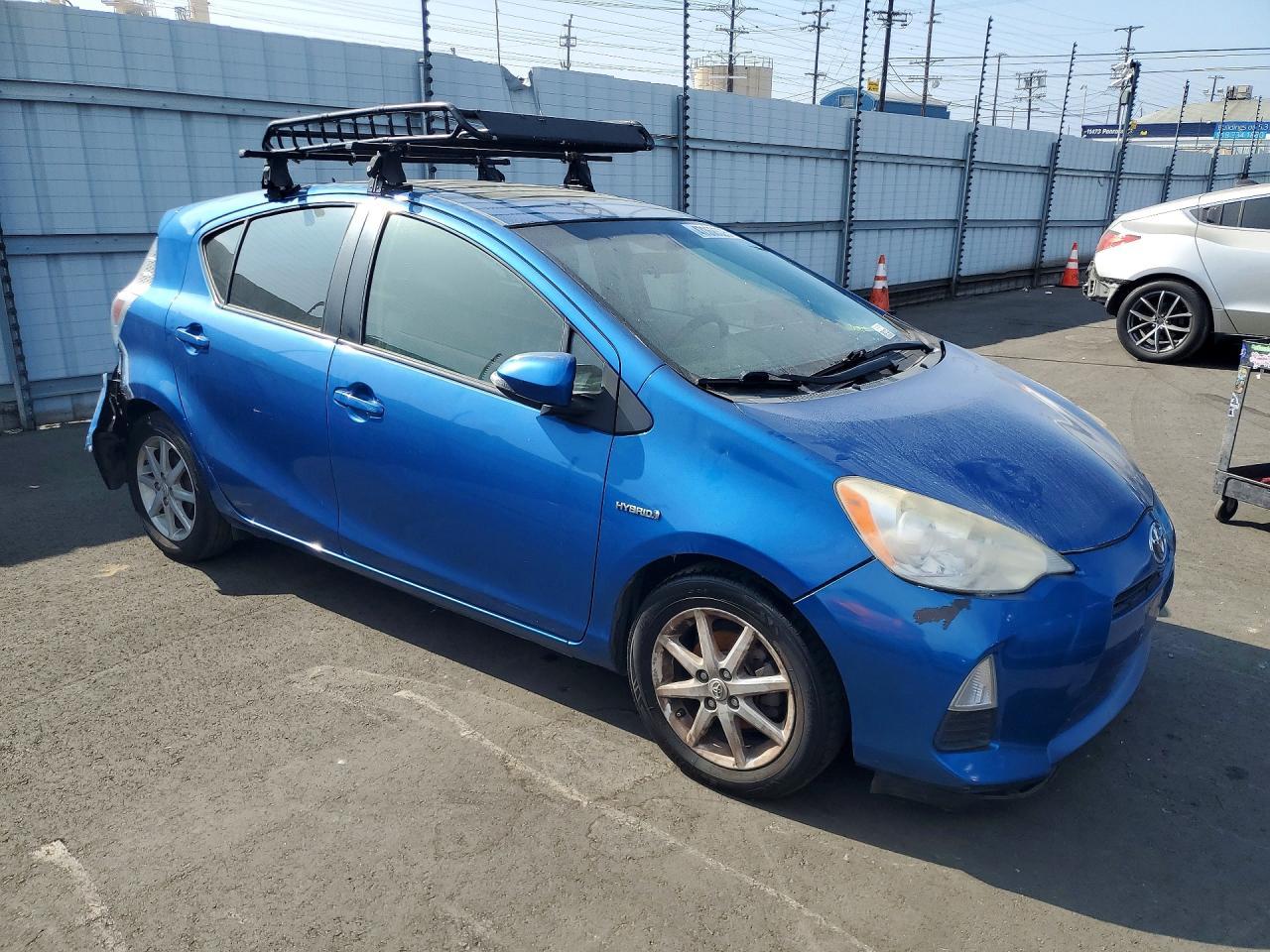2013 Toyota Prius c Three