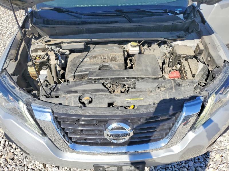 2019 Nissan Pathfinder sl