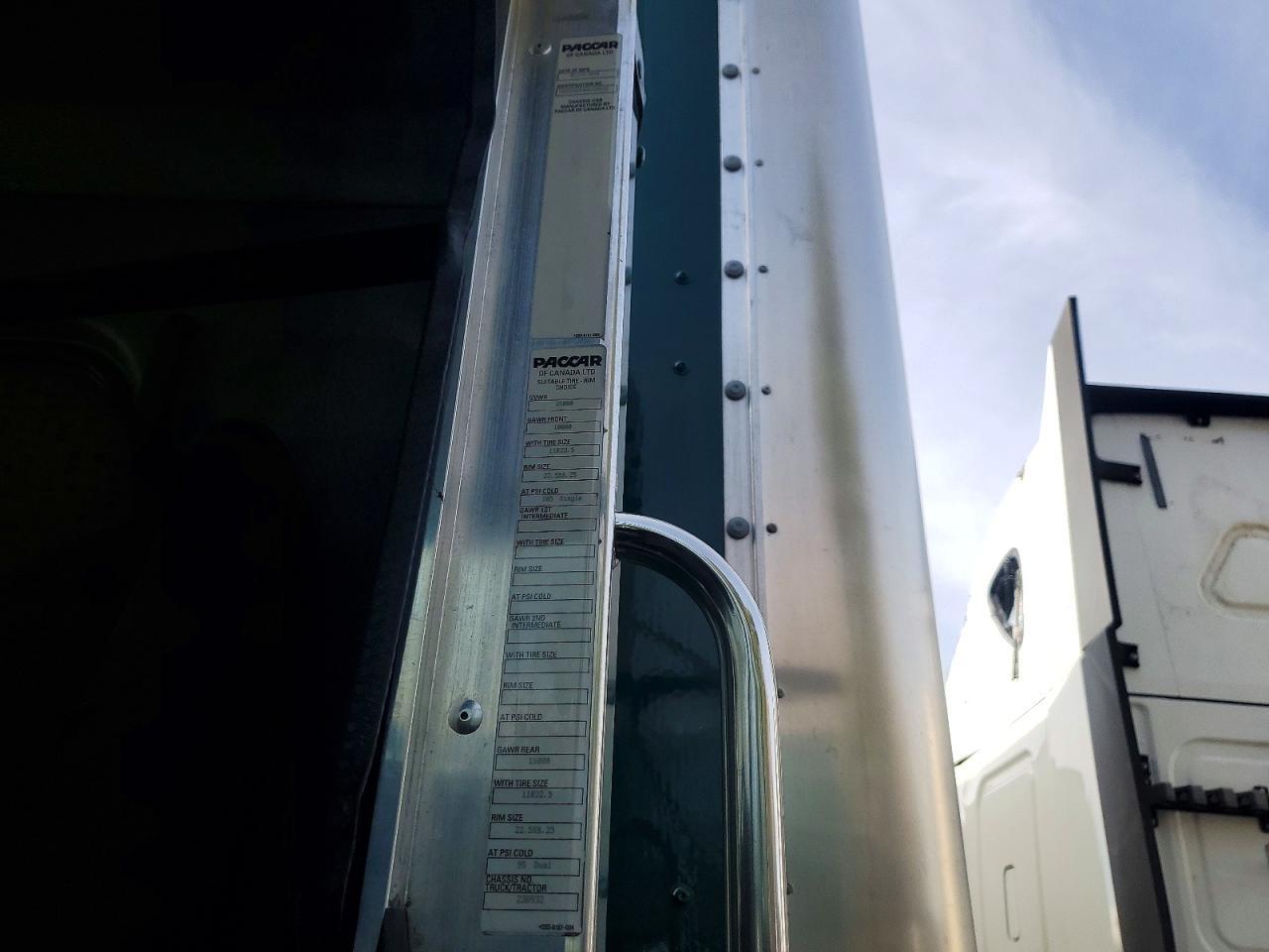 2019 Kenworth Construction T270