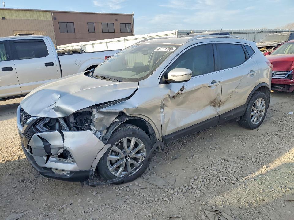 2022 Nissan Rogue Sport sv