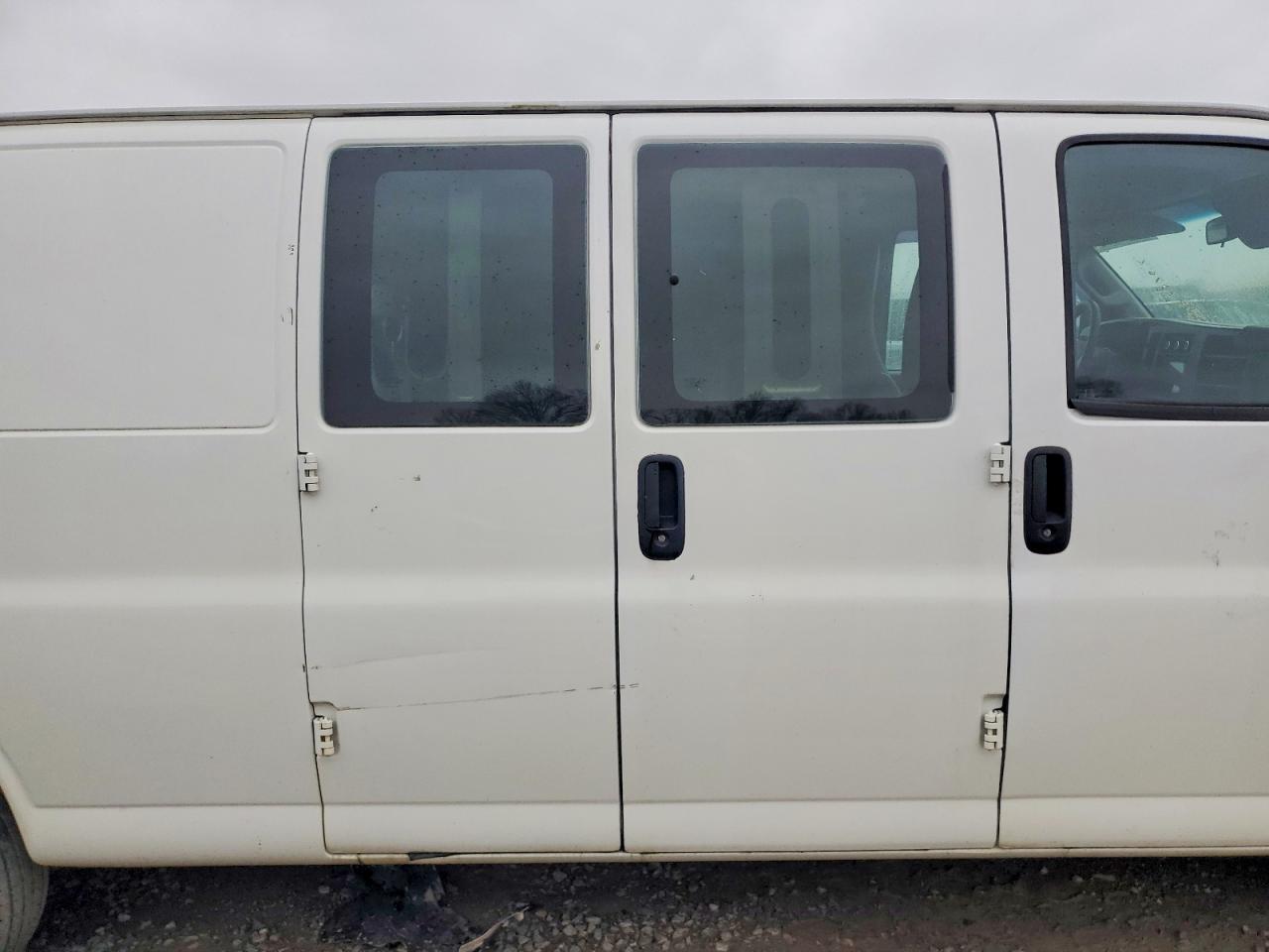 2017 Chevrolet Express 2500