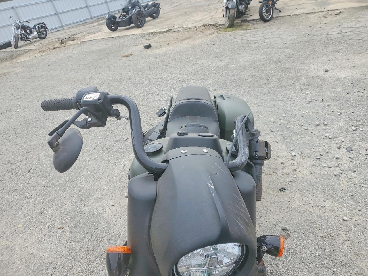 2024 Indian Motorcycle Co. Springfield Dark Horse