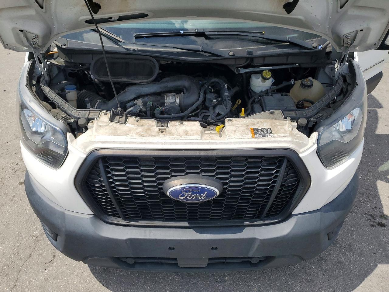 2020 Ford Transit Delivery Truck