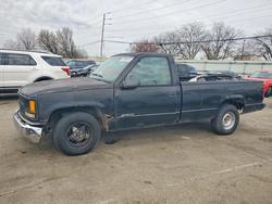 Salvage trucks for sale at Moraine, OH auction: 1995 Chevrolet GMT-400 C1500