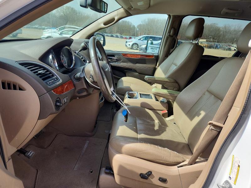 2015 Chrysler Town & Country Touring l
