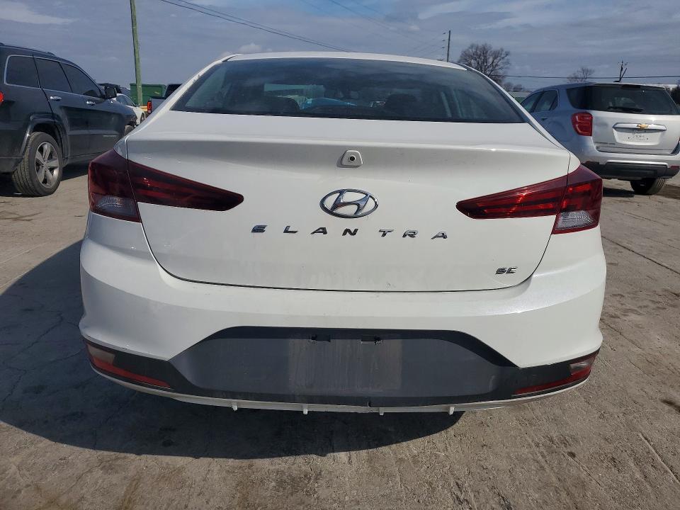 2019 Hyundai Elantra se